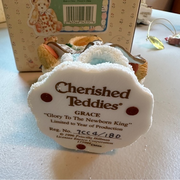 Cherished Teddies Grace “Glory to the Newborn King” Figurine 1996 - Picture 6 of 7